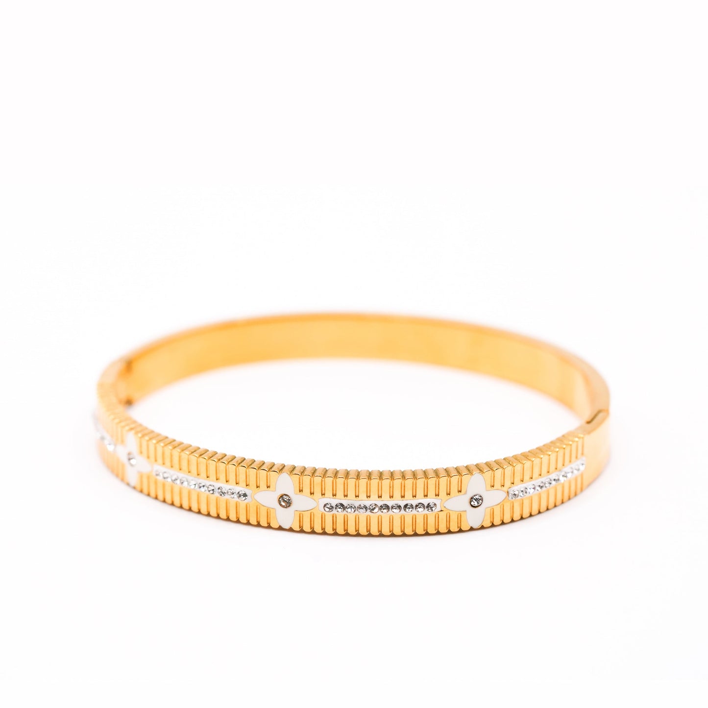 Exquisite Flora Diamond Bangle - Zevaraat