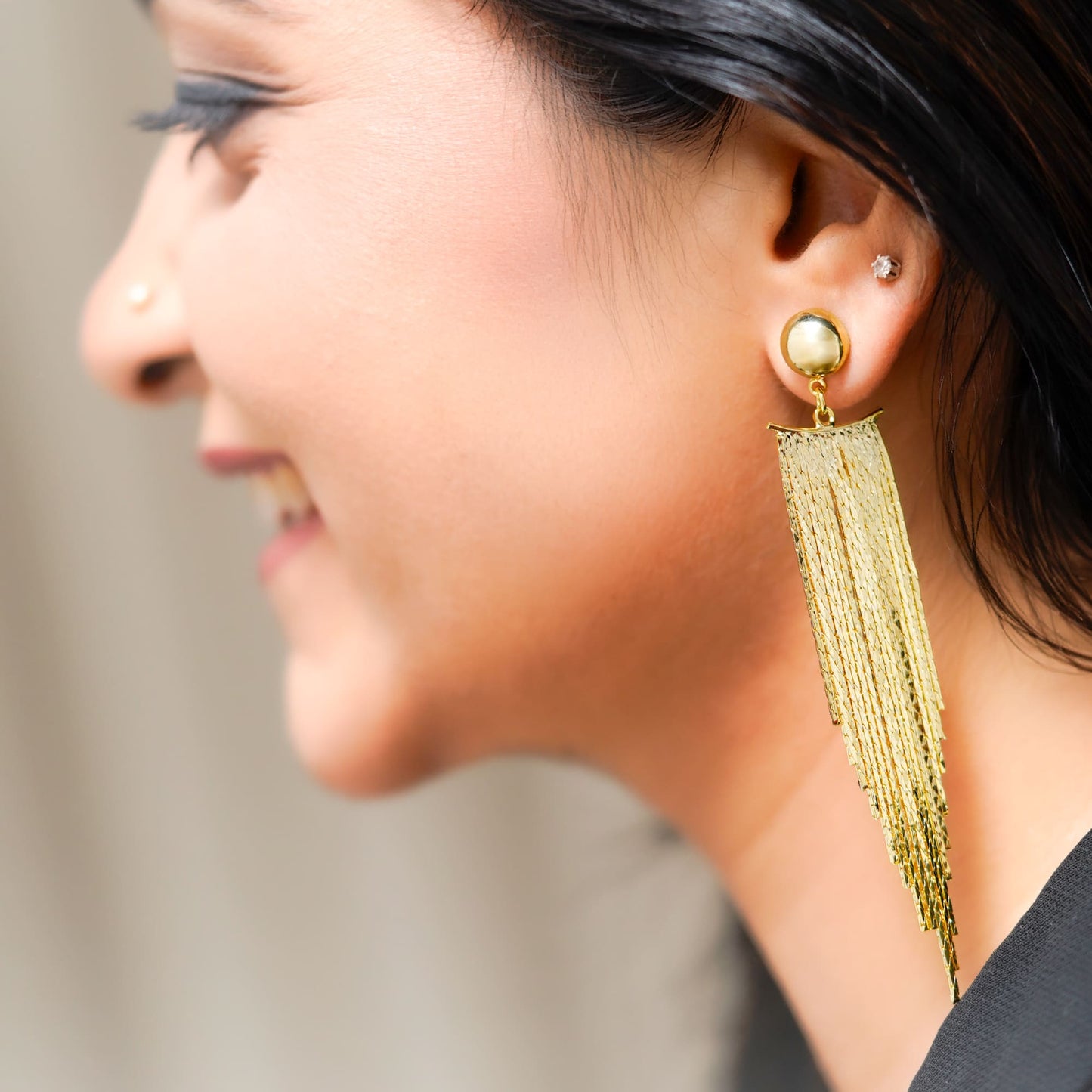 Golden Cascade Fringe Earrings - Zevaraat