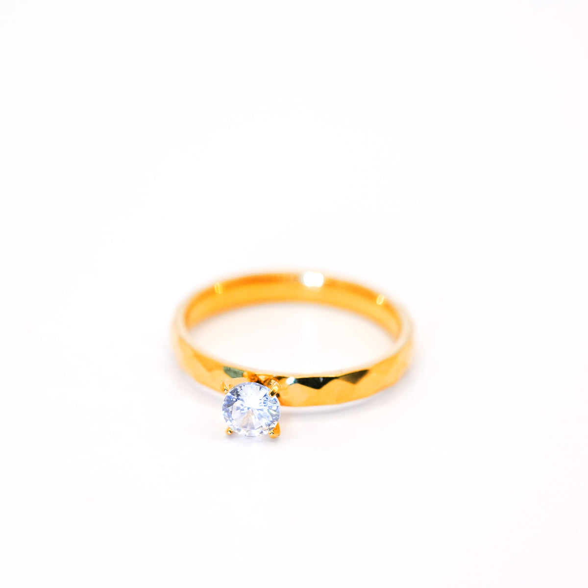 Mini Single Solitaire Ring - Zevaraat
