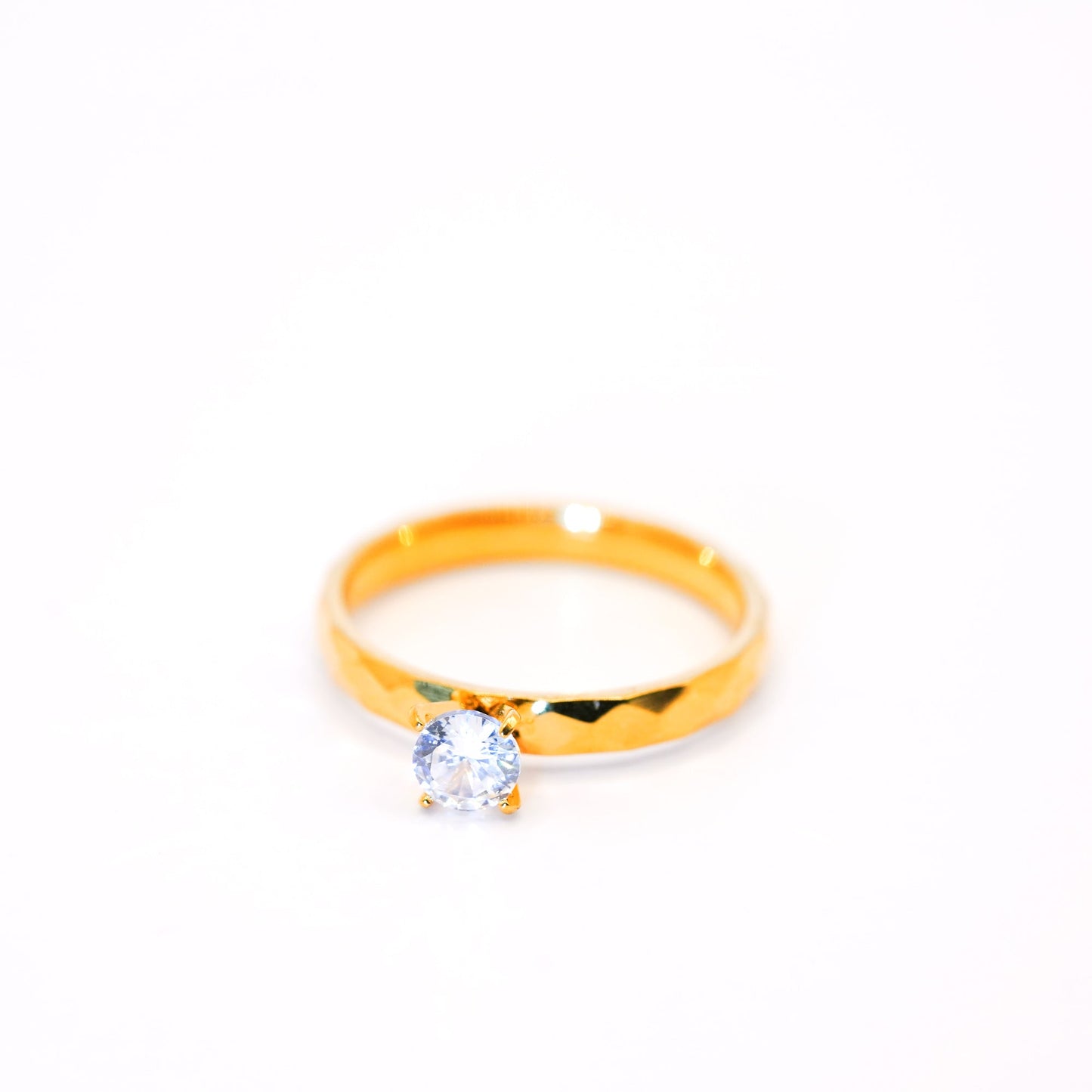 Mini Single Solitaire Ring - Zevaraat
