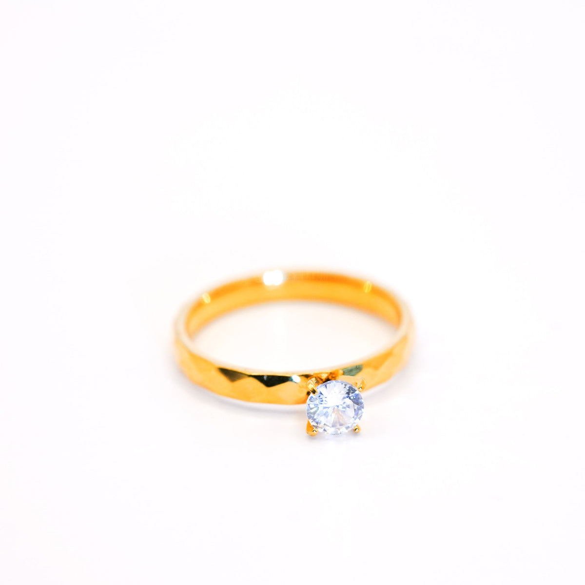 Mini Single Solitaire Ring - Zevaraat