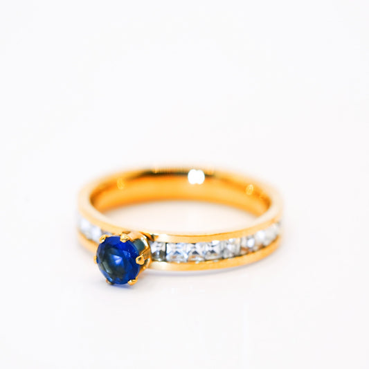 Royal Sapphire Sparkle Ring - Zevaraat