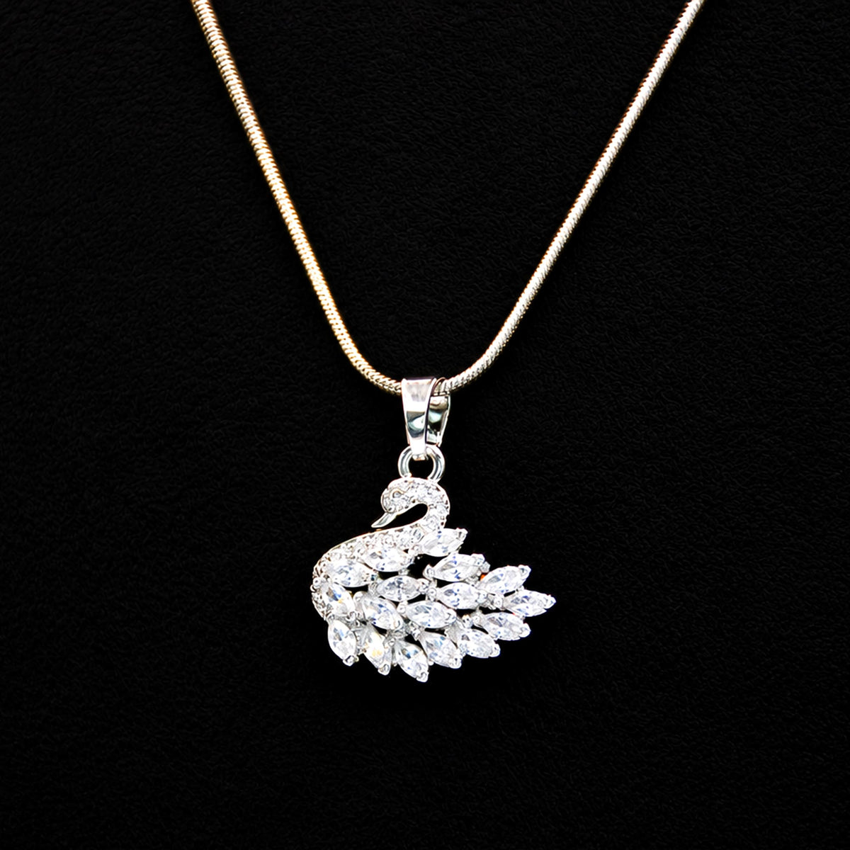 Royal Swan AD Pendant - Zevaraat